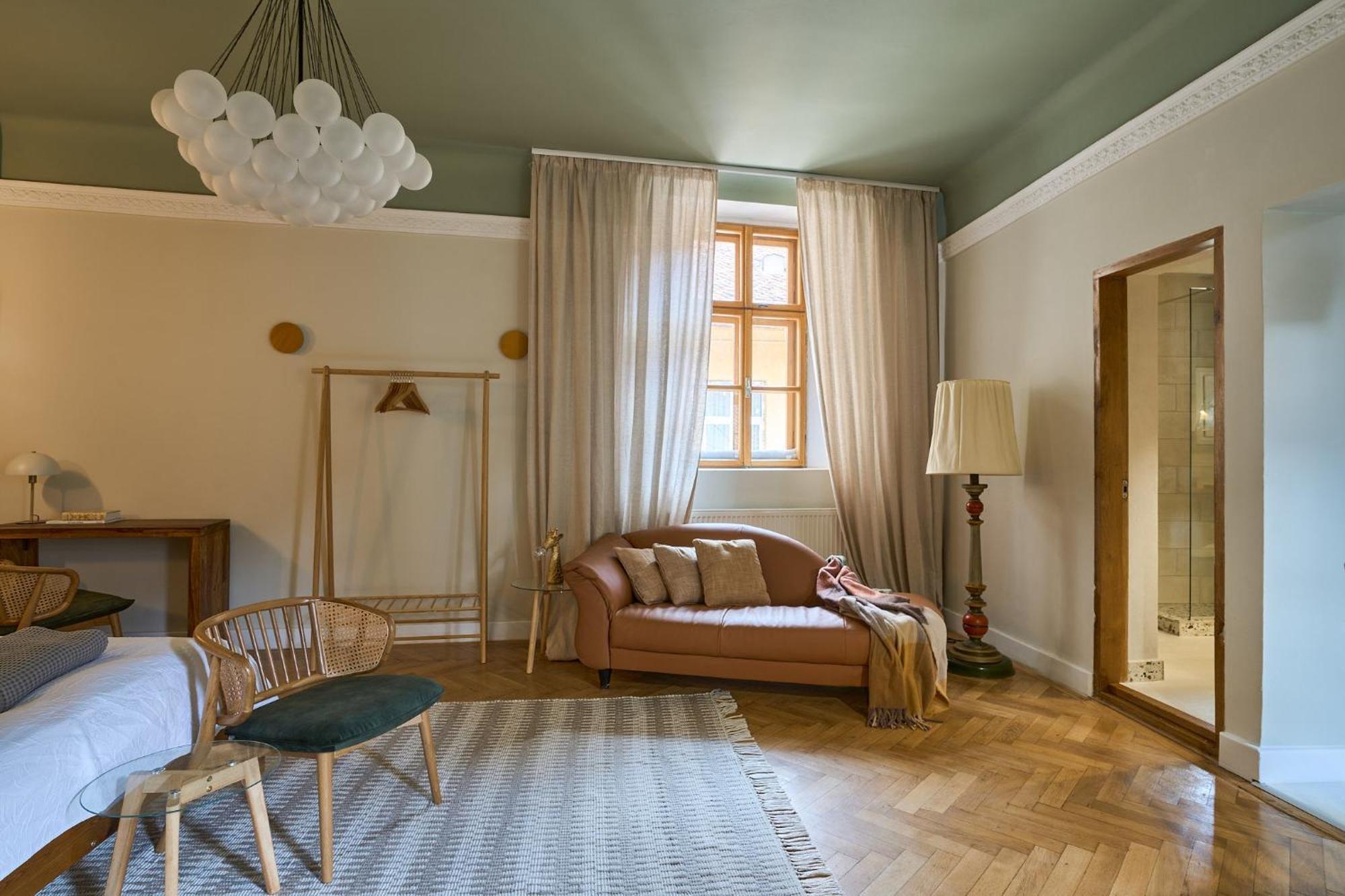 Belle Vista Guesthouse Braşov Exteriör bild